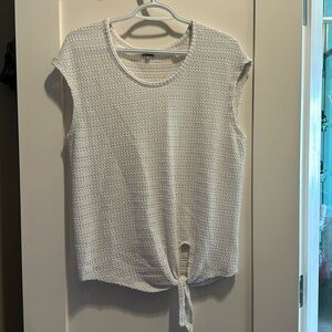 Kismet size XS poly/spandex blend knitted top.